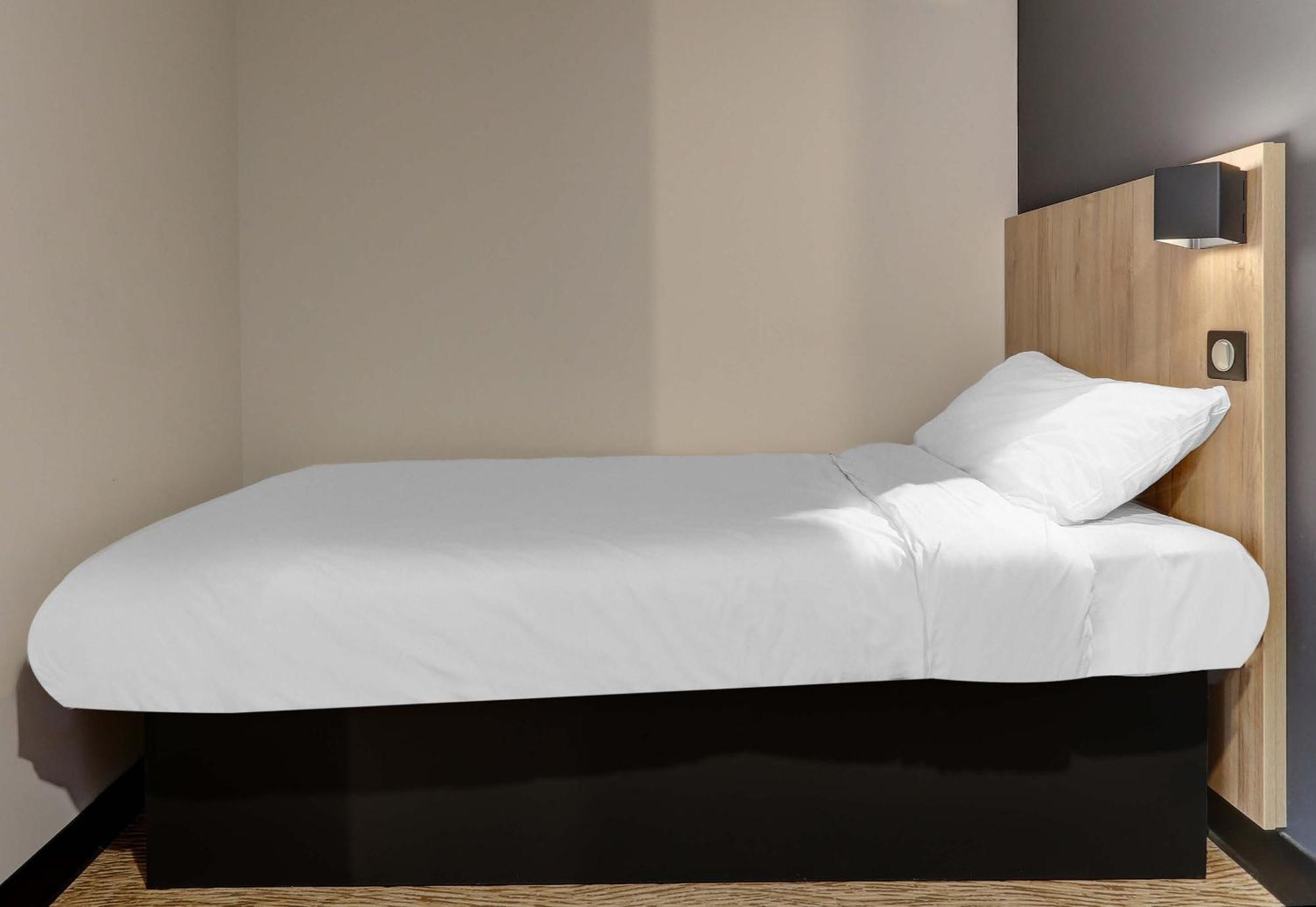B&B Hotel Epernay Luaran gambar